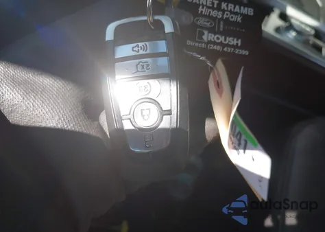 2024 Ford Explorer Xlt z USA, uszkodzony, nr VIN 1FMSK8DH0RGA34182